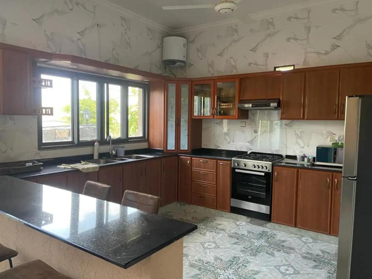 Rose Guesthouse Al 'Aqar Eksteriør bilde